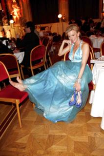 Eva Habermann feet photo thumbnail