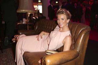 Eva Habermann feet photo thumbnail