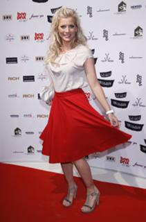 Eva Habermann feet photo thumbnail