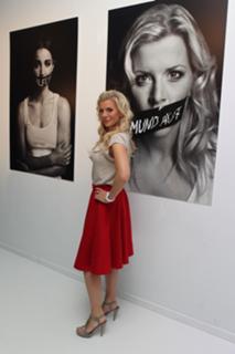 Eva Habermann feet photo thumbnail
