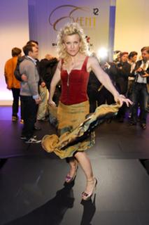 Eva Habermann feet photo thumbnail