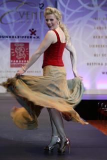 Eva Habermann feet photo thumbnail