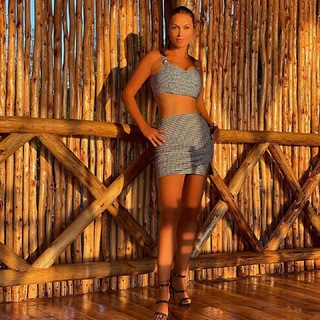 Eva Henger feet photo thumbnail