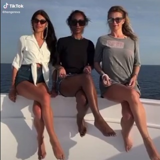 Eva Henger feet photo thumbnail