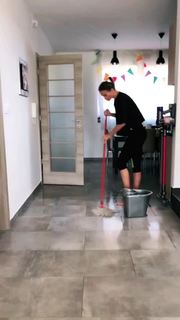 Eva Henger feet photo thumbnail