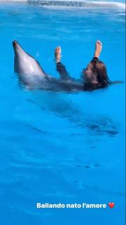 Eva Henger feet photo thumbnail