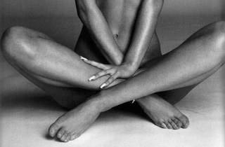 Eva Henger feet photo thumbnail