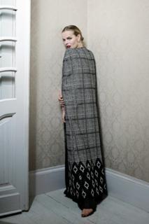 Eva Herzigova feet photo thumbnail