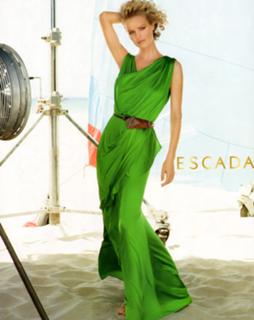 Eva Herzigova feet photo thumbnail