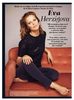 Eva Herzigova feet photo thumbnail