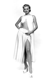 Eva Herzigova feet photo thumbnail