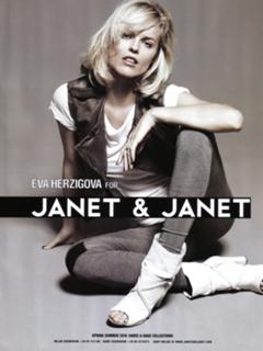 Eva Herzigova feet photo thumbnail