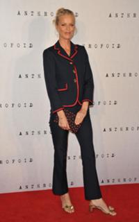 Eva Herzigova feet photo thumbnail