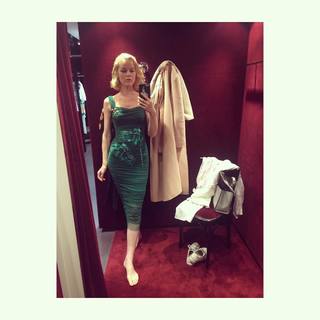 Eva Herzigova feet photo thumbnail