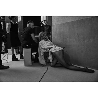 Eva Herzigova feet photo thumbnail