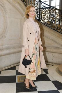 Eva Herzigova feet photo thumbnail