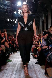 Eva Herzigova feet photo thumbnail