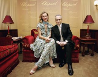 Eva Herzigova feet photo thumbnail