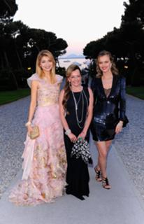 Eva Herzigova feet photo thumbnail