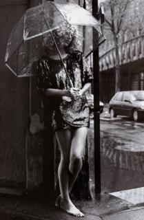 Eva Herzigova feet photo thumbnail