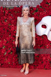 Eva Isanta feet photo thumbnail