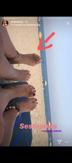 Eva Isanta feet photo thumbnail