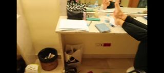 Eva Isanta feet photo thumbnail