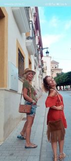 Eva Isanta feet photo thumbnail