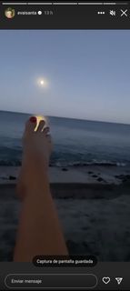 Eva Isanta feet photo thumbnail