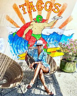 Eva LaRue feet photo thumbnail
