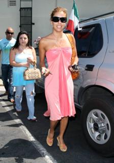 Eva Longoria feet photo thumbnail