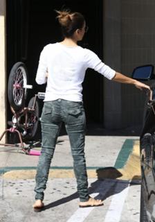 Eva Longoria feet photo thumbnail