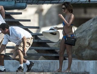 Eva Longoria feet photo thumbnail