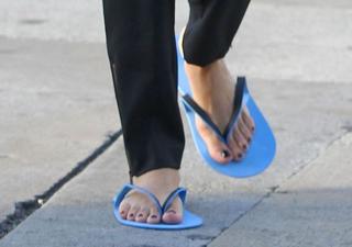 Eva Longoria feet photo thumbnail