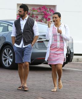 Eva Longoria feet photo thumbnail