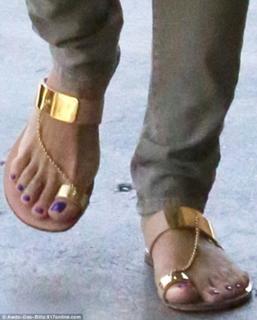 Eva Longoria feet photo thumbnail