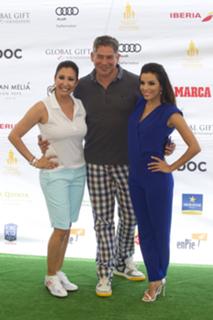 Eva Longoria feet photo thumbnail