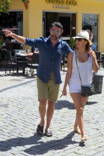 Eva Longoria feet photo thumbnail