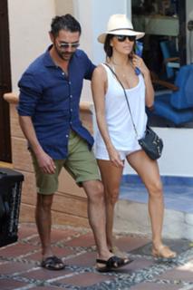 Eva Longoria feet photo thumbnail