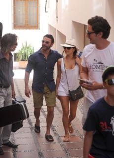 Eva Longoria feet photo thumbnail