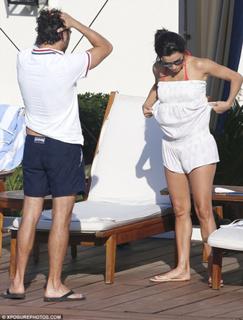 Eva Longoria feet photo thumbnail