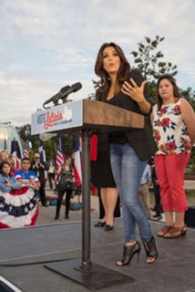 Eva Longoria feet photo thumbnail