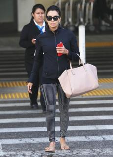 Eva Longoria feet photo thumbnail