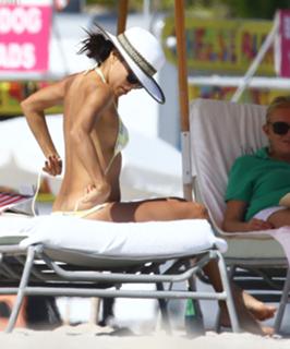 Eva Longoria feet photo thumbnail