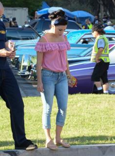 Eva Longoria feet photo thumbnail