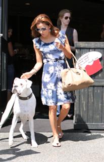 Eva Longoria feet photo thumbnail