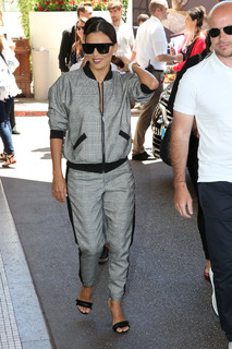 Eva Longoria feet photo thumbnail