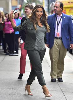 Eva Longoria feet photo thumbnail