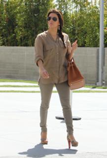 Eva Longoria feet photo thumbnail