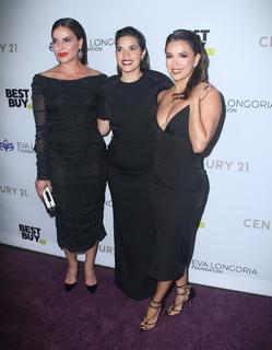 Eva Longoria feet photo thumbnail